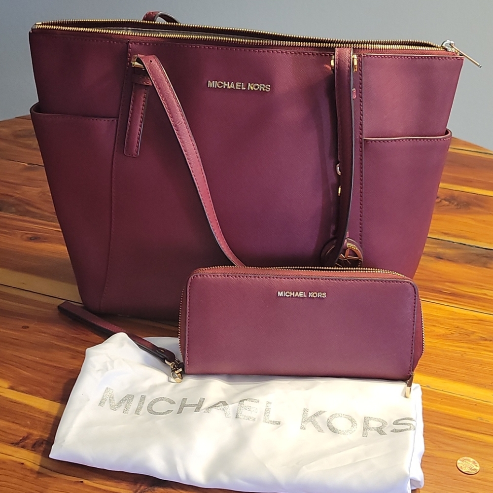 Michael Kors Large Purse and Wallet